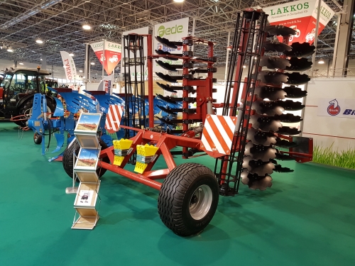 LOZOVA MACHINERY TO PRESENT INNOVATIONS TO HUNGARIAN FARMERS