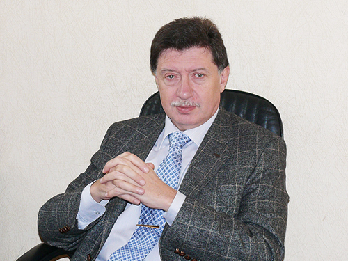 Директор по исследованиям и разработкам УПЭК Э.А.Симсон стал академиком Инженерной академии Украины
